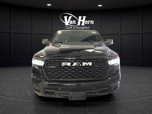 New 2026 RAM 1500 4x4 Crew Cab image 8