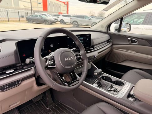 New 2026 Kia Carnival EX image 15