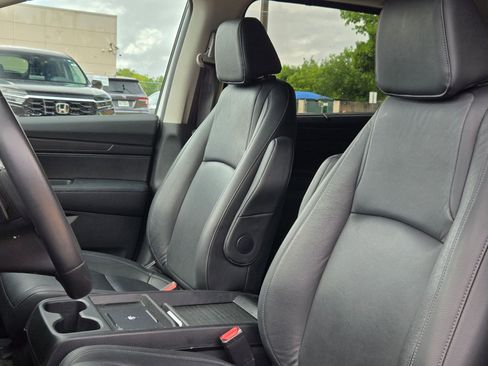 Used 2025 Honda Odyssey EX-L image 13