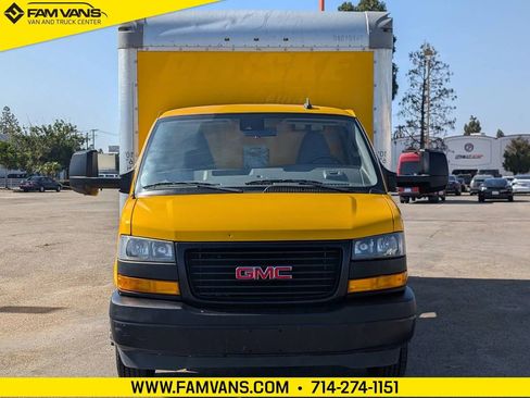 Used 2021 GMC Savana 3500 Extended w/ Power Convenience Package RWD image 2