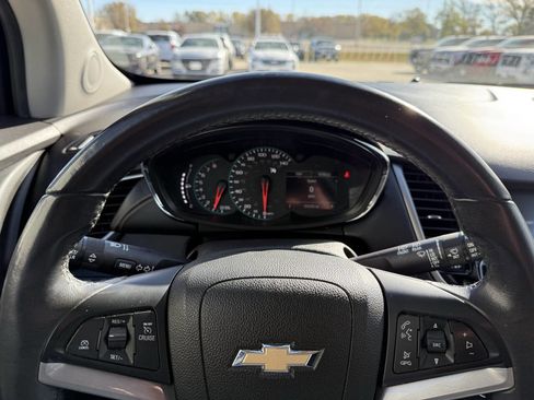 Used 2017 Chevrolet Trax LT w/ Driver Confidence Package image 7