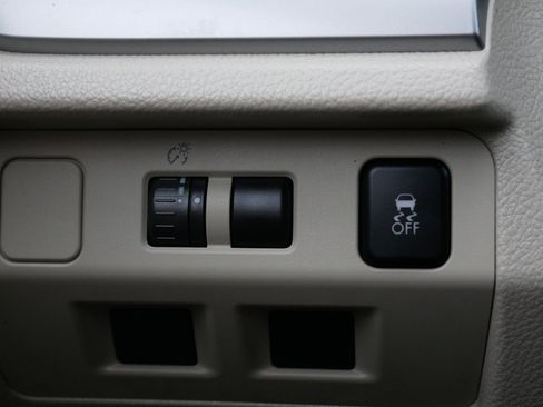 Used 2012 Subaru Impreza 2.0i Sport Premium image 25