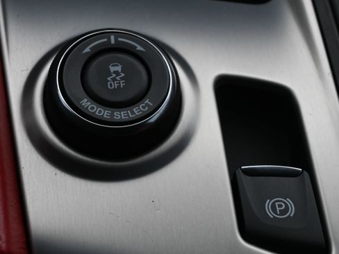 Used 2016 Chevrolet Corvette Stingray Coupe w/ 3LT Preferred Equipment Group image 27