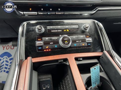 Used 2023 Lincoln Navigator Reserve image 16