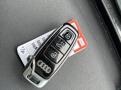 Used 2021 Audi Q7 3.0T Premium Plus AWD/4WD image 25