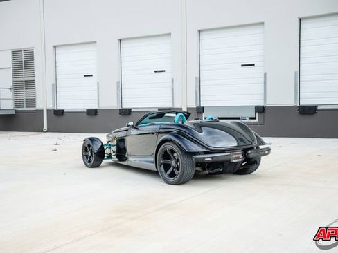 Used 1999 Plymouth Prowler RWD image 18