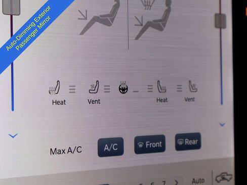 Used 2024 RAM 2500 Laramie w/ Night Edition image 36