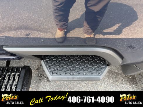 Used 2020 Chevrolet Silverado 2500 LT AWD/4WD image 12