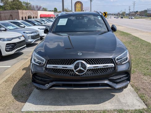 Used 2021 Mercedes-Benz GLC 300 image 8