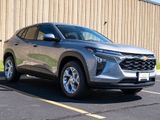 New 2025 Chevrolet Trax LS w/ LS Convenience Package image 2