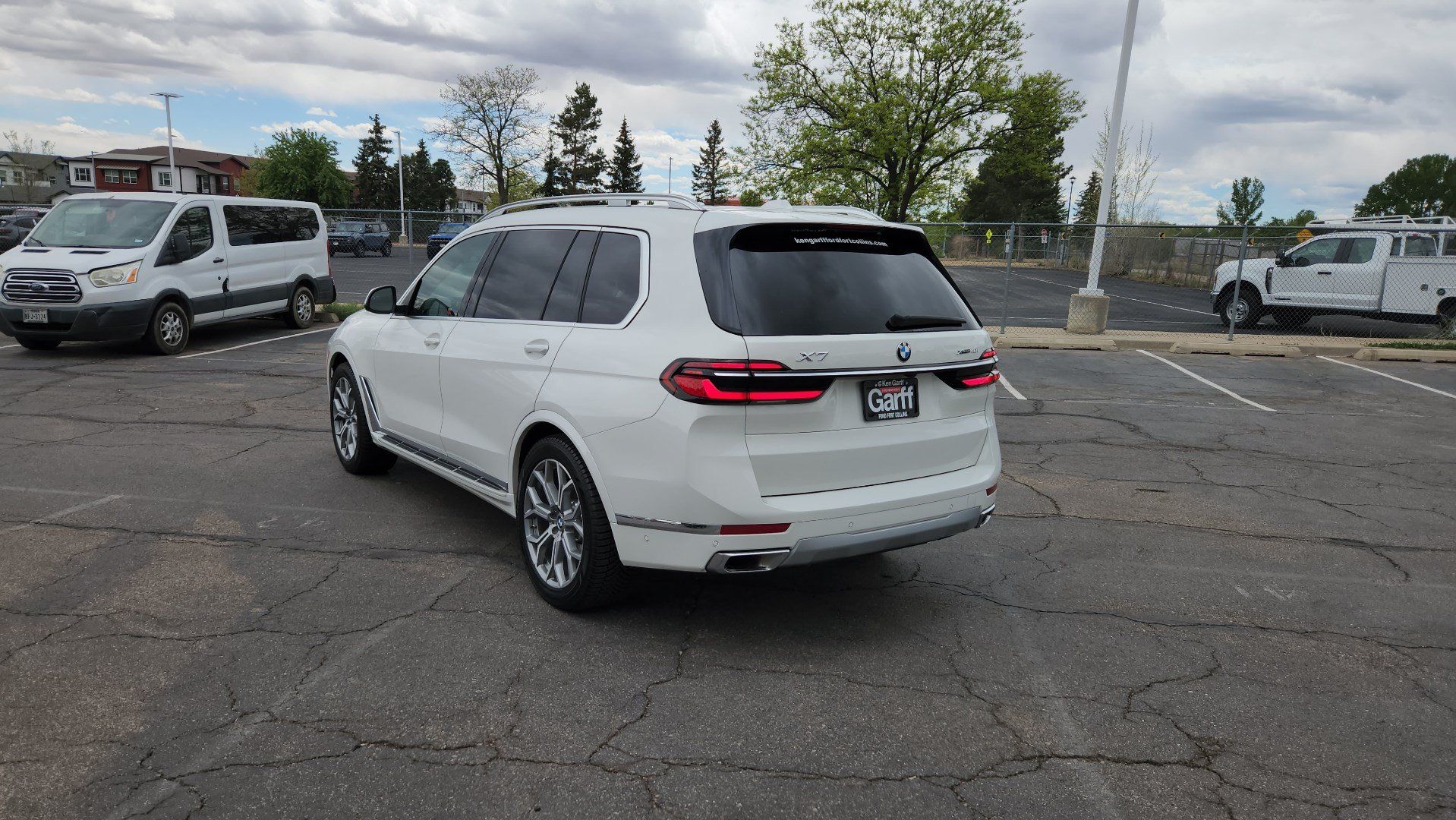 Used 2025 BMW X7 xDrive40i AWD/4WD image 11