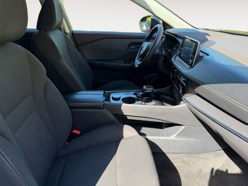 Used 2023 Nissan Rogue S AWD/4WD image 15