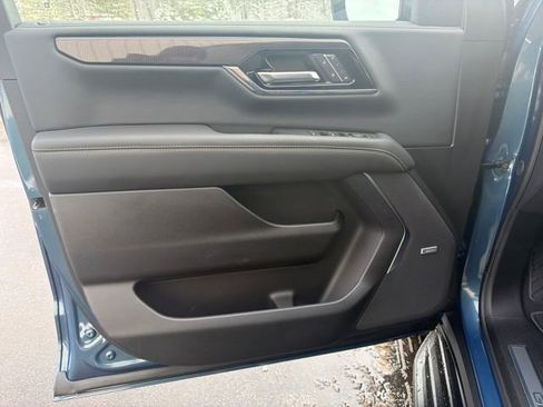 New 2026 GMC Yukon XL Elevation w/ Elevation Premium Package image 16