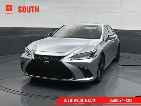 Used 2023 Lexus ES 300h F Sport w/ Accessory Package (Z1) FWD image 5