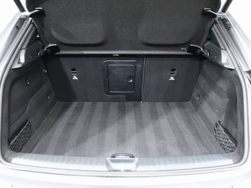 Certified 2018 Mercedes-Benz GLA 250 4MATIC image 24