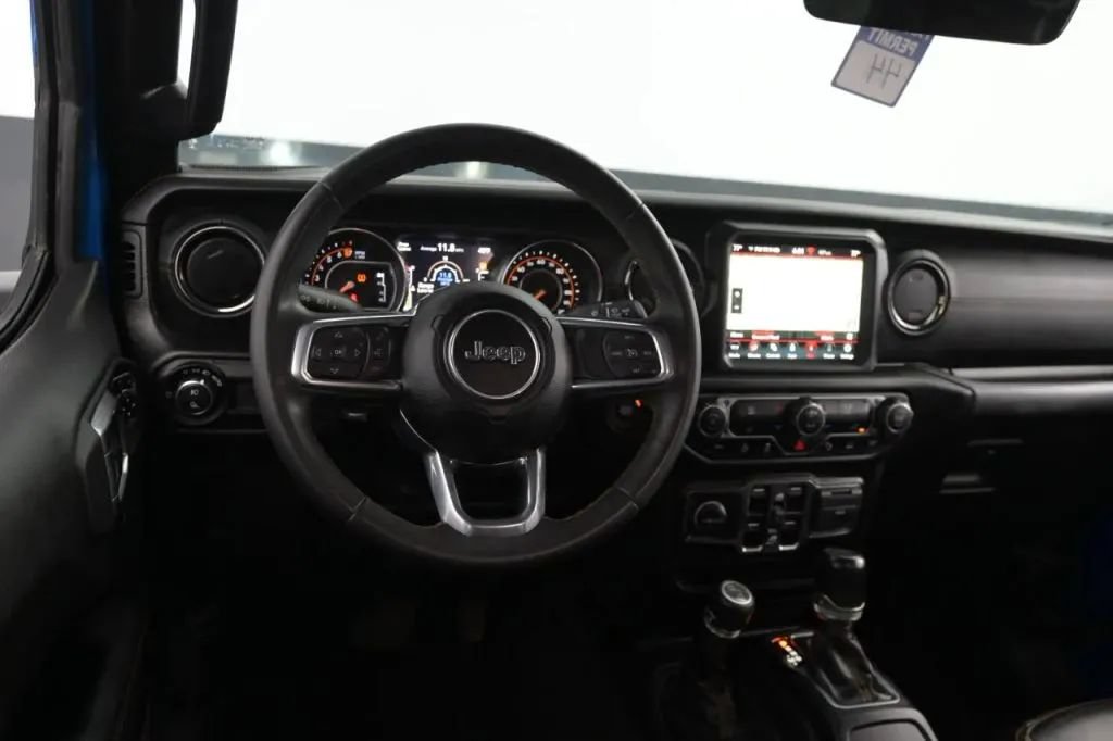 Used 2023 Jeep Gladiator Overland AWD/4WD image 41