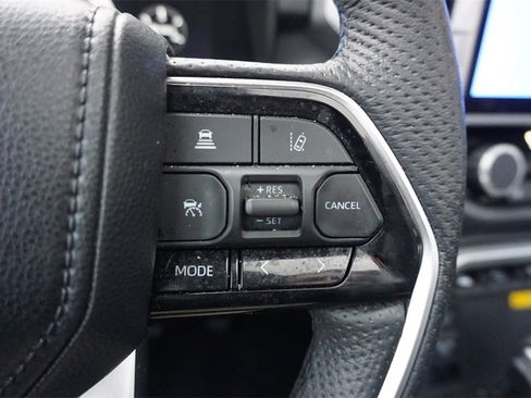 Used 2024 Toyota Tundra Platinum image 9