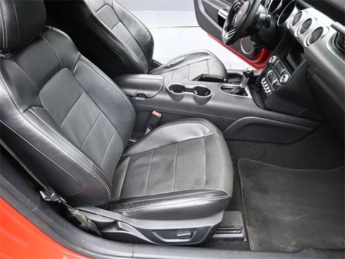 Used 2020 Ford Mustang Premium image 14