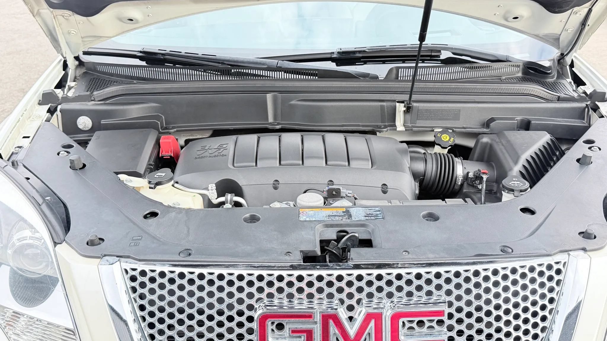 Used 2012 GMC Acadia Denali AWD/4WD image 11