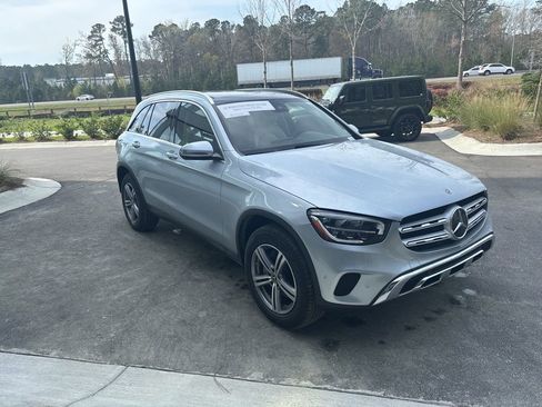 Used 2022 Mercedes-Benz GLC 300 w/ Premium Package Lite image 5