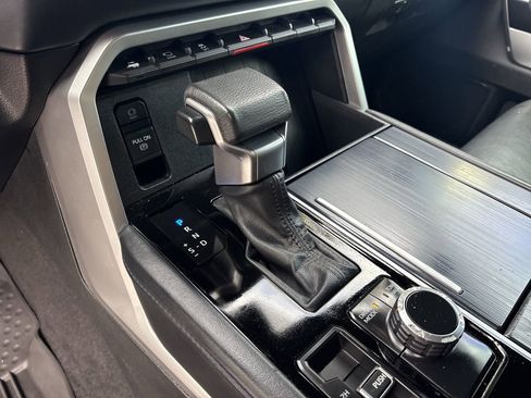 Used 2022 Toyota Tundra Platinum image 17