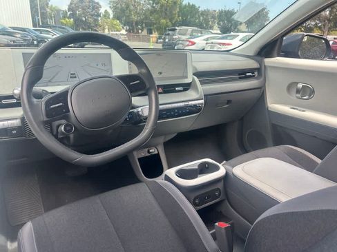 Used 2024 Hyundai Ioniq 5 SEL RWD image 6