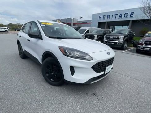 Used 2022 Ford Escape S AWD/4WD image 2