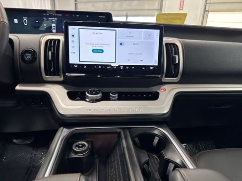 Certified 2025 Ford Expedition Max Active AWD/4WD image 20
