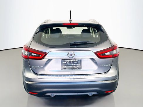 Used 2022 Nissan Rogue Sport SV w/ Technology Package AWD/4WD image 6