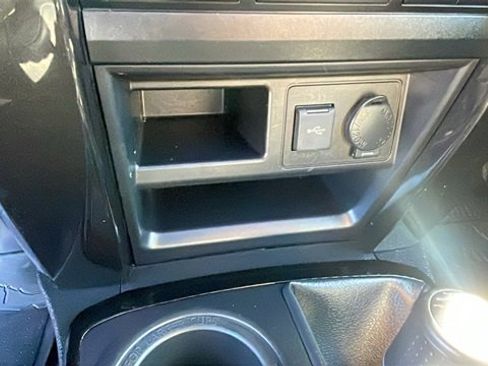 Used 2020 Toyota 4Runner Limited image 19