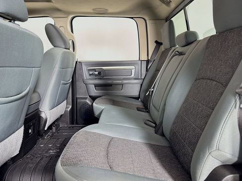 Used 2019 RAM 1500 Classic Warlock AWD/4WD image 11