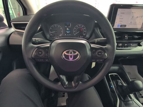 Used 2024 Toyota Corolla LE FWD image 24