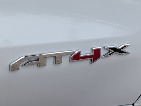 New 2026 GMC Sierra 1500 AT4X AWD/4WD image 22