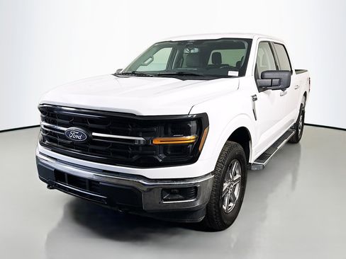 Used 2024 Ford F150 XLT w/ Tow/Haul Package image 4