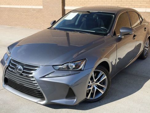 Used 2019 Lexus IS 300 image 7