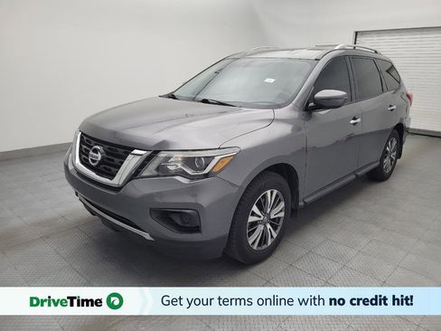 Used 2020 Nissan Pathfinder S image 1