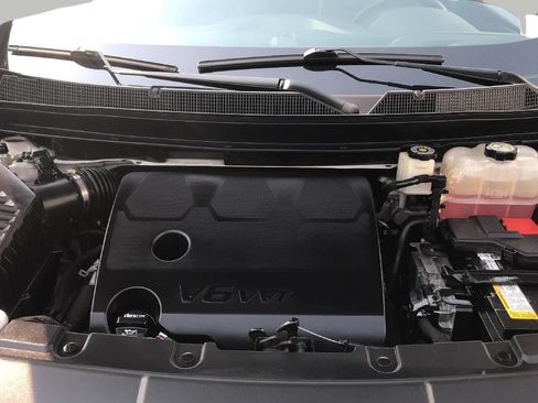 Certified 2018 Chevrolet Traverse Premier w/ LPO, Floor Liner Package AWD/4WD image 22