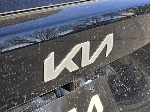 New 2026 Kia Sorento S w/ S Panoramic Sunroof Package image 35