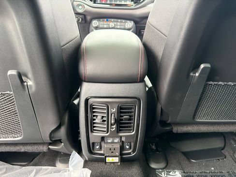New 2027 Dodge Durango GT AWD/4WD image 20