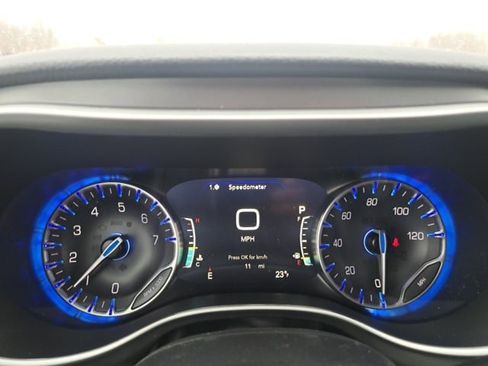 New 2026 Chrysler Pacifica Select image 20