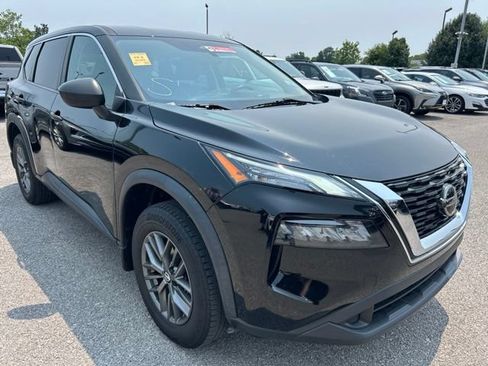 Used 2021 Nissan Rogue S FWD image 3