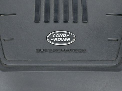 Used 2020 Land Rover Range Rover Velar R-Dynamic S image 54