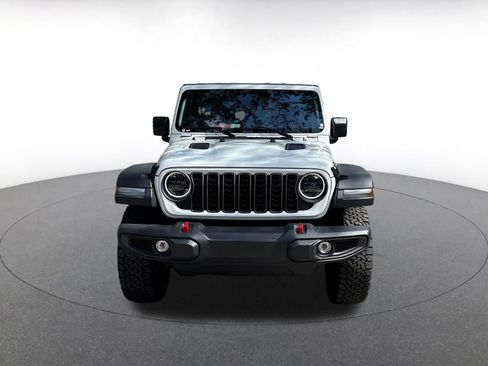 Used 2025 Jeep Wrangler Unlimited Rubicon AWD/4WD image 2