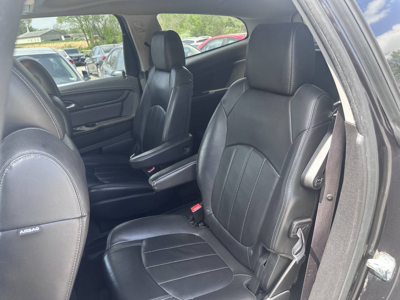 Used 2015 Chevrolet Traverse LTZ w/ LPO, 'HIT The Road' Package FWD image 11