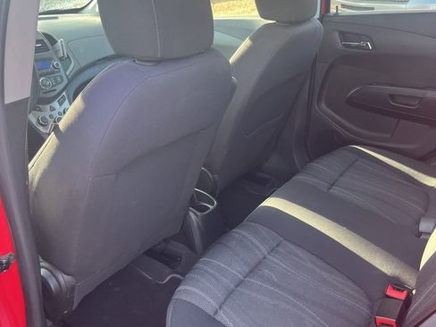 Used 2015 Chevrolet Sonic LT image 18