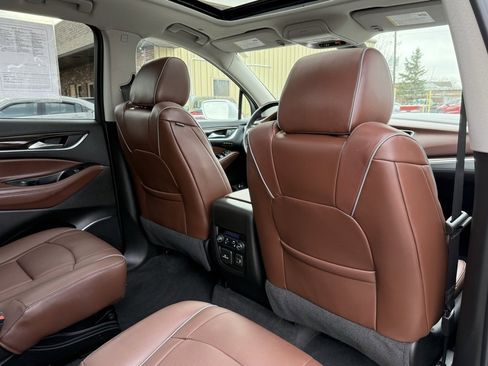 Used 2019 Buick Enclave Avenir w/ Avenir Technology Package image 29