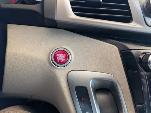 Used 2016 Honda Odyssey Touring image 29