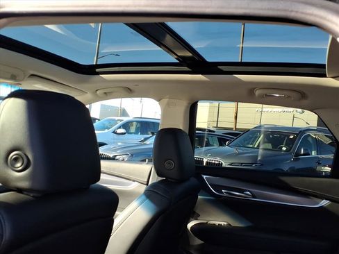 Used 2019 Cadillac XT5 Premium Luxury w/ Driver Assist Package image 18