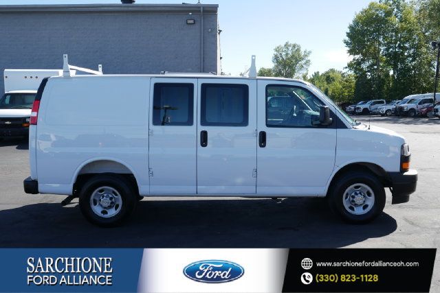 Used 2025 Chevrolet Express 2500 w/ Driver Convenience Package RWD image 1