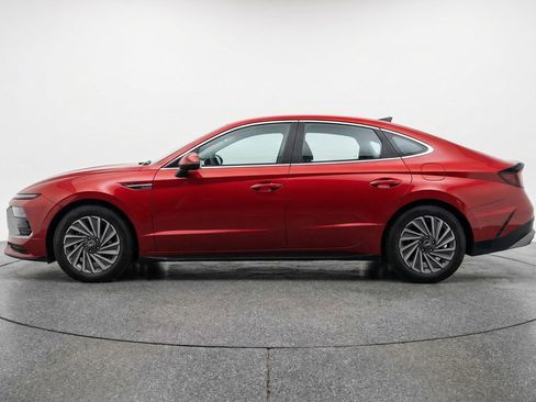 Used 2025 Hyundai Sonata SEL FWD image 5